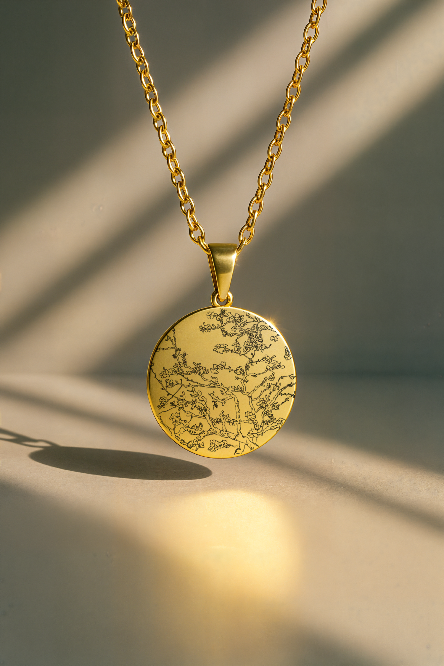 Almond Blossom (Çiçek Açan Badem Ağacı) - Vincent Van Gogh  | 316L Çelik Kolye